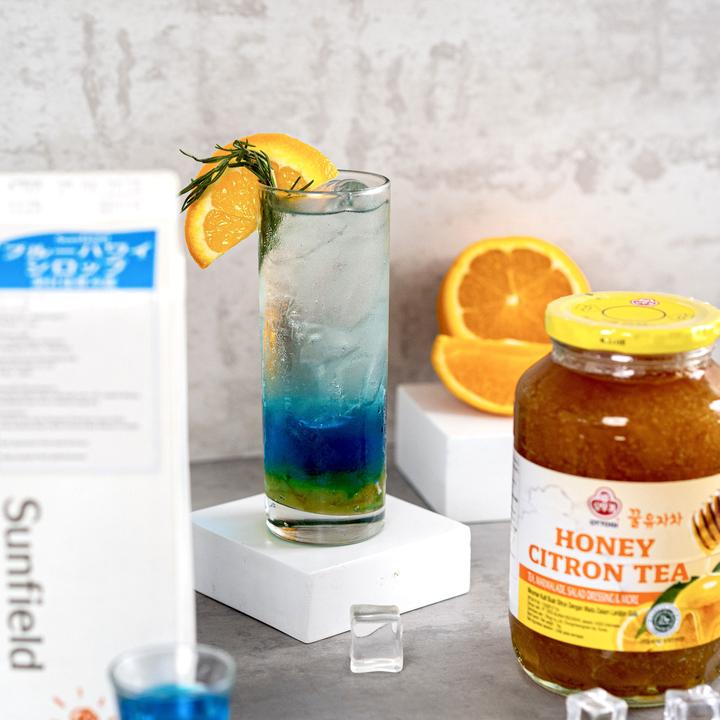 Blue Hawaii Cocktail